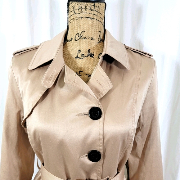 Twenty One Satin Khaki Short Peplum Trench Coat M - Picture 3 of 16